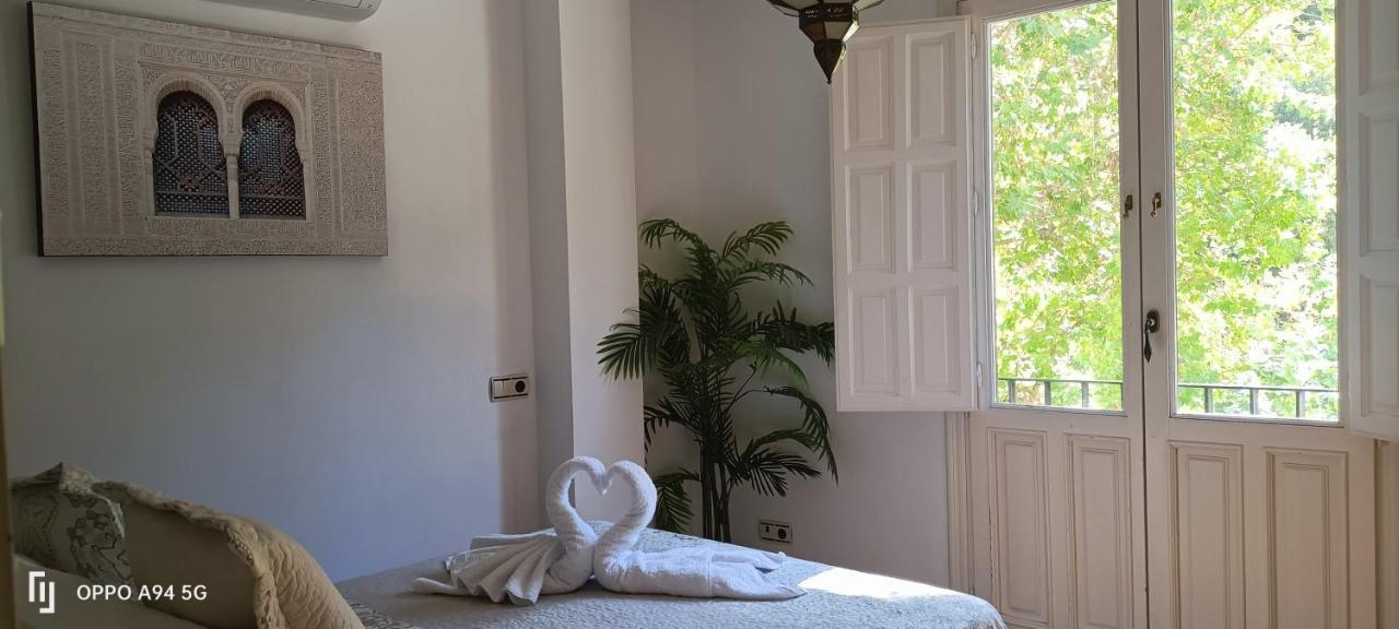 The Nasrid Palace From Your Bed ! Granada Exterior foto